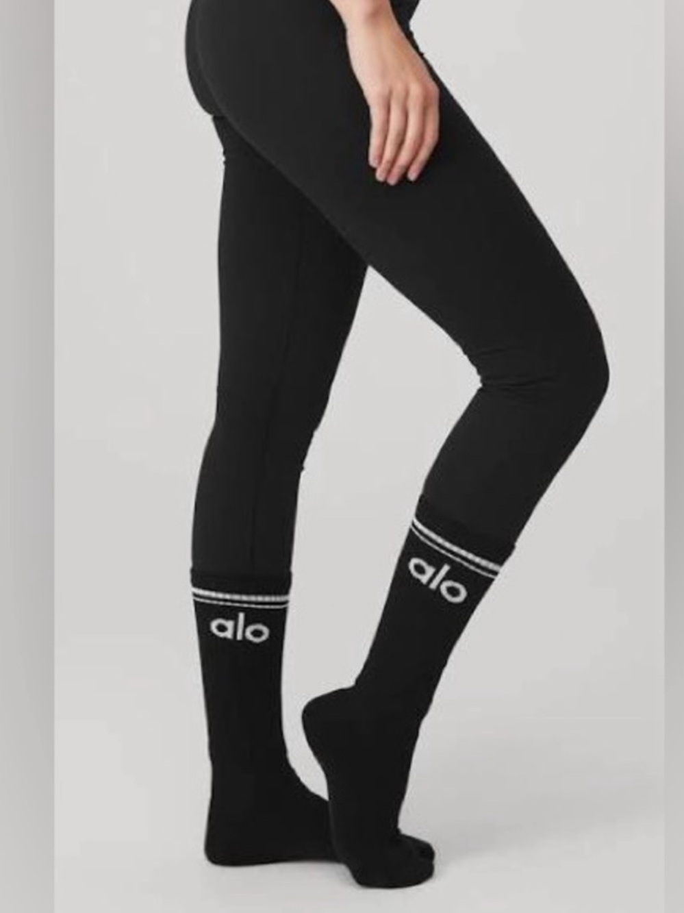 ALO Throwback Sock Unisex in Black & White Medium Full Length Athletic Socks NWT